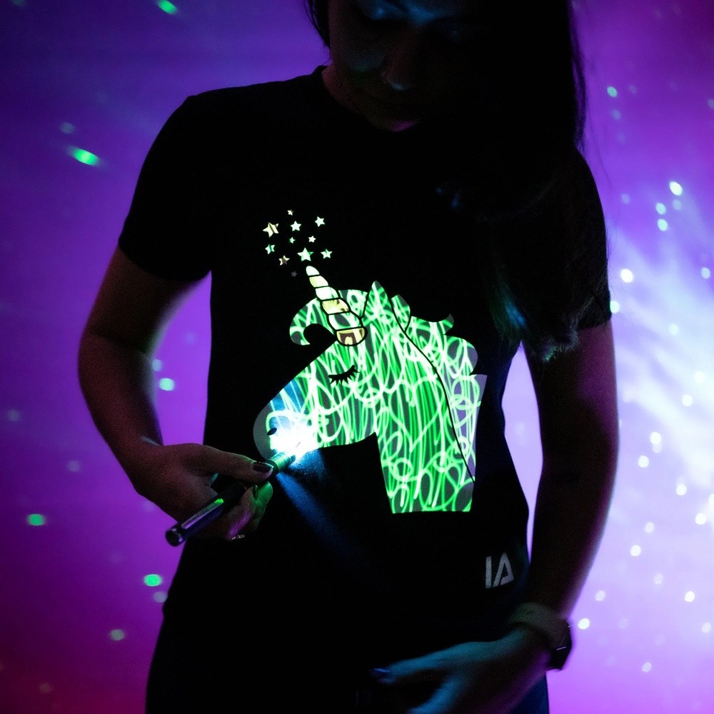 Unicorn Interactive Green Glow T-shirt In Black Children's Light-Up Drawing Tee Xmas Gift