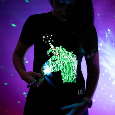 Unicorn Interactive Green Glow T-shirt In Black Children's Light-Up Drawing Tee Xmas Gift