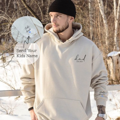 Personalised DAD EST Sweatshirt with Kids' Names and Heart on Sleeve Christmas Gift