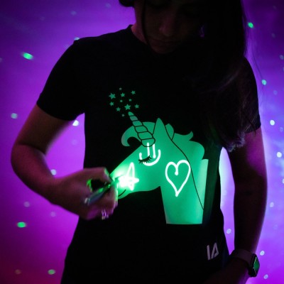 Unicorn Interactive Green Glow T-shirt In Black Children's Light-Up Drawing Tee Xmas Gift